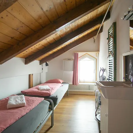 Hostel Balmers *